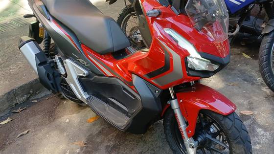 HONDA ADV 